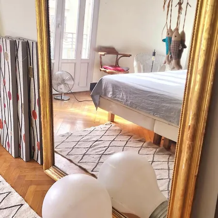 Grand Apt Calme Clair Central Et Contemporain Appartement